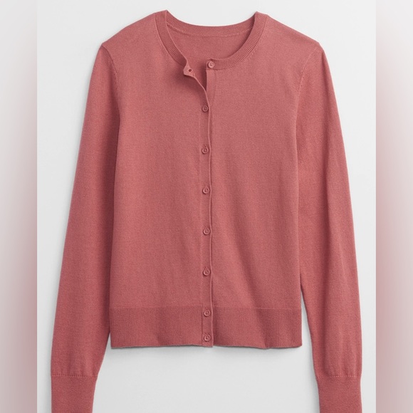 GAP Crewneck Cardigan - Picture 3 of 9